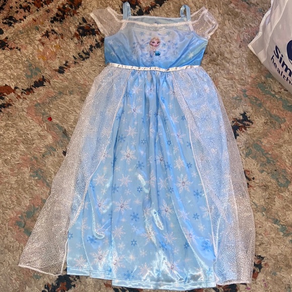 Frozen night gown - size 5t